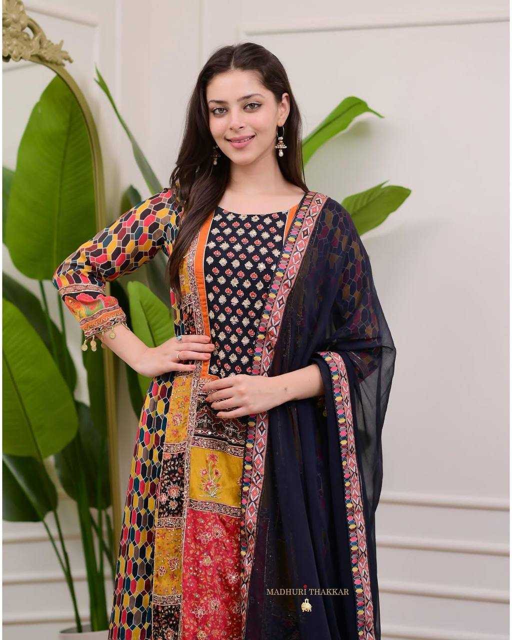 Chinon Embroidery Plus Size Collections
