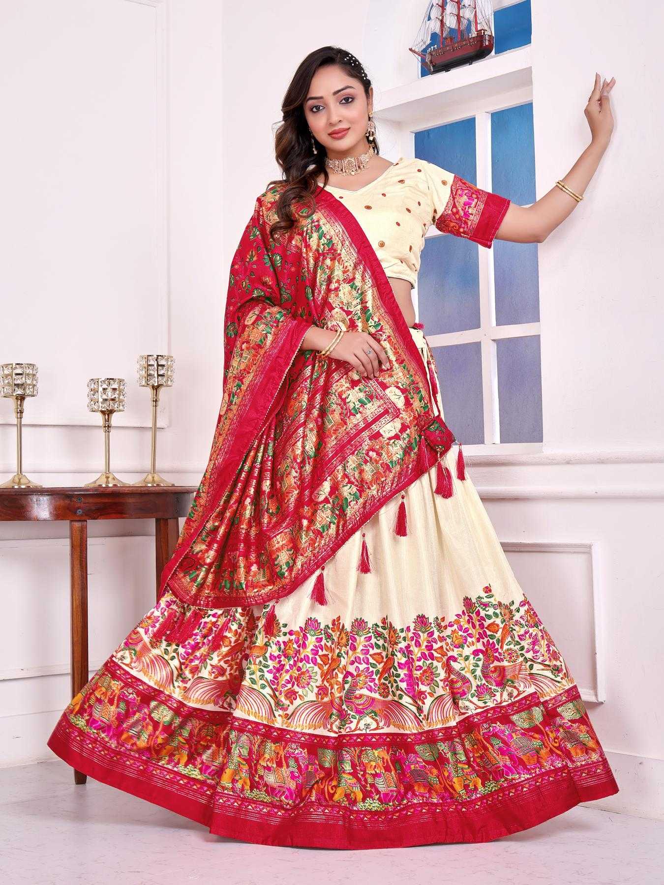 Dola Silk Matching Ethnic Outfits