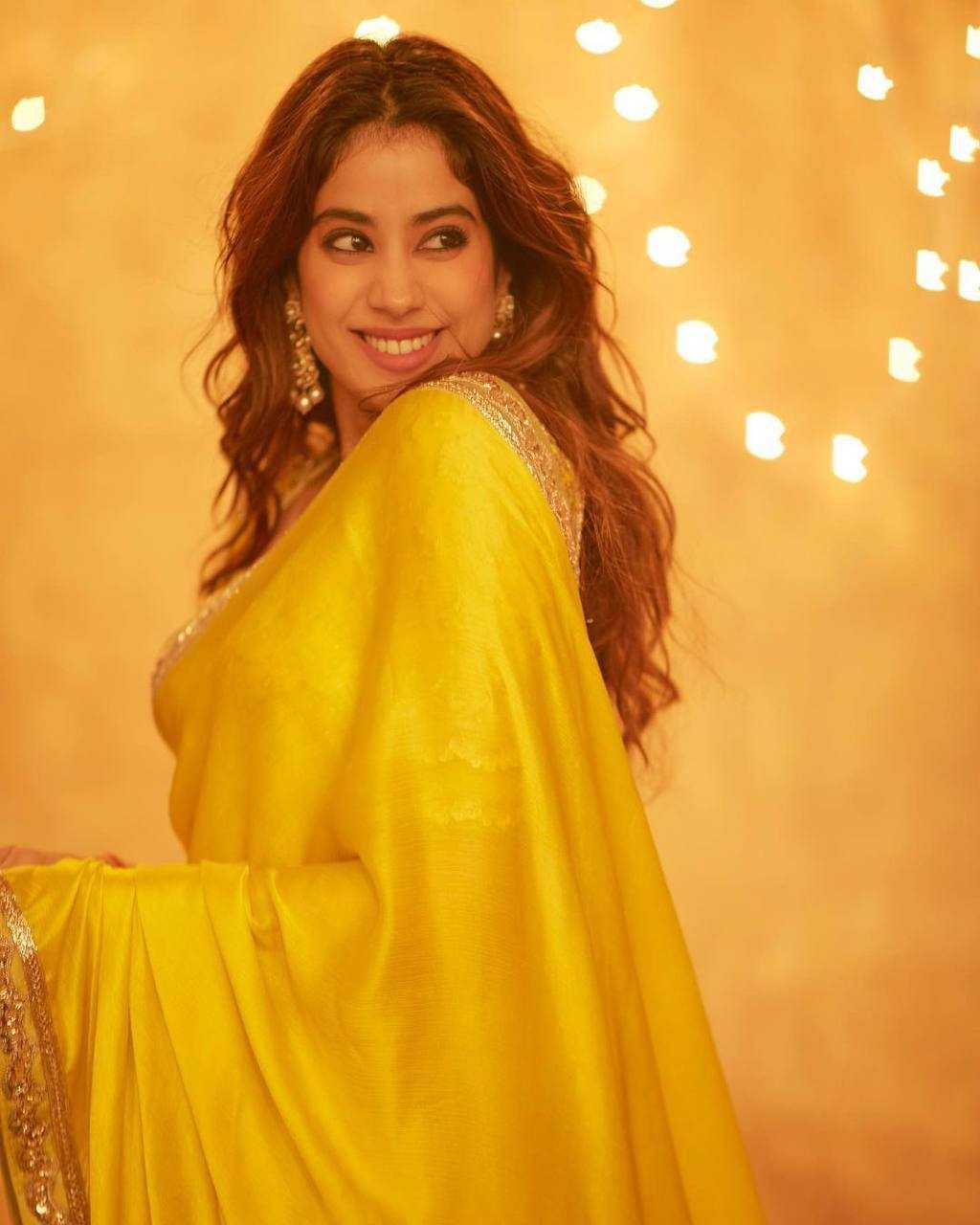 Pure Chiffon Embroidered Fancy Party Wear Jhanvi Kapoor Bollywood Saree Collections