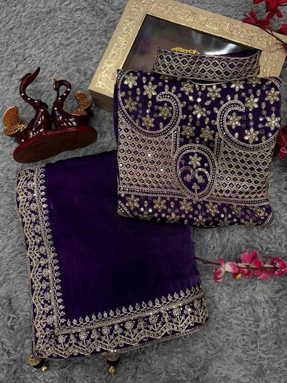 FENDY Lace Border  Ananya Pandey Saree Collection