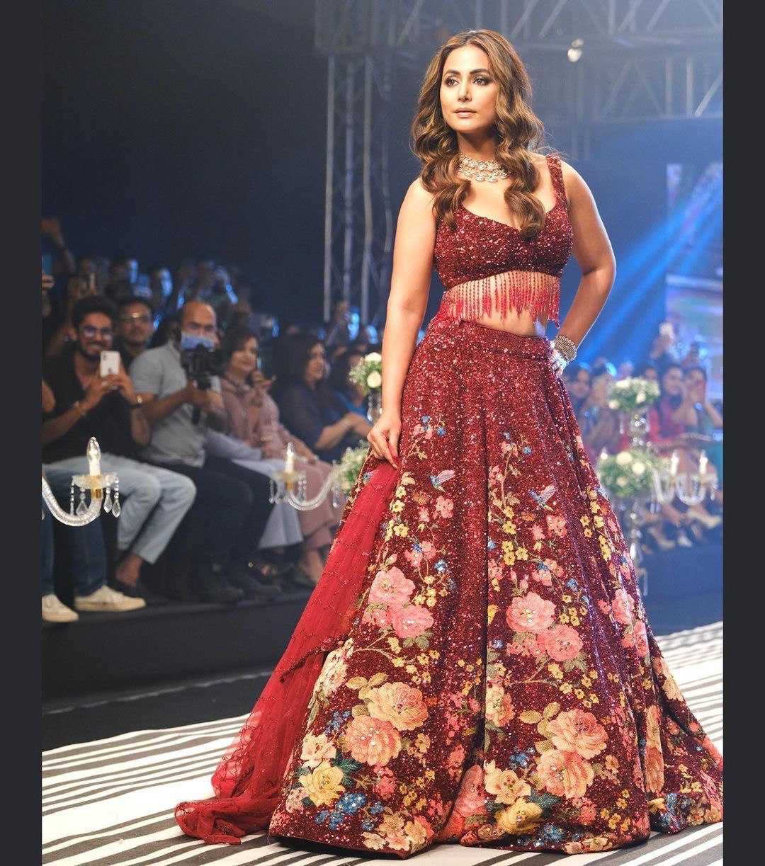 Georgette  Bollywood  Lehenga  HINA KHAN Collection