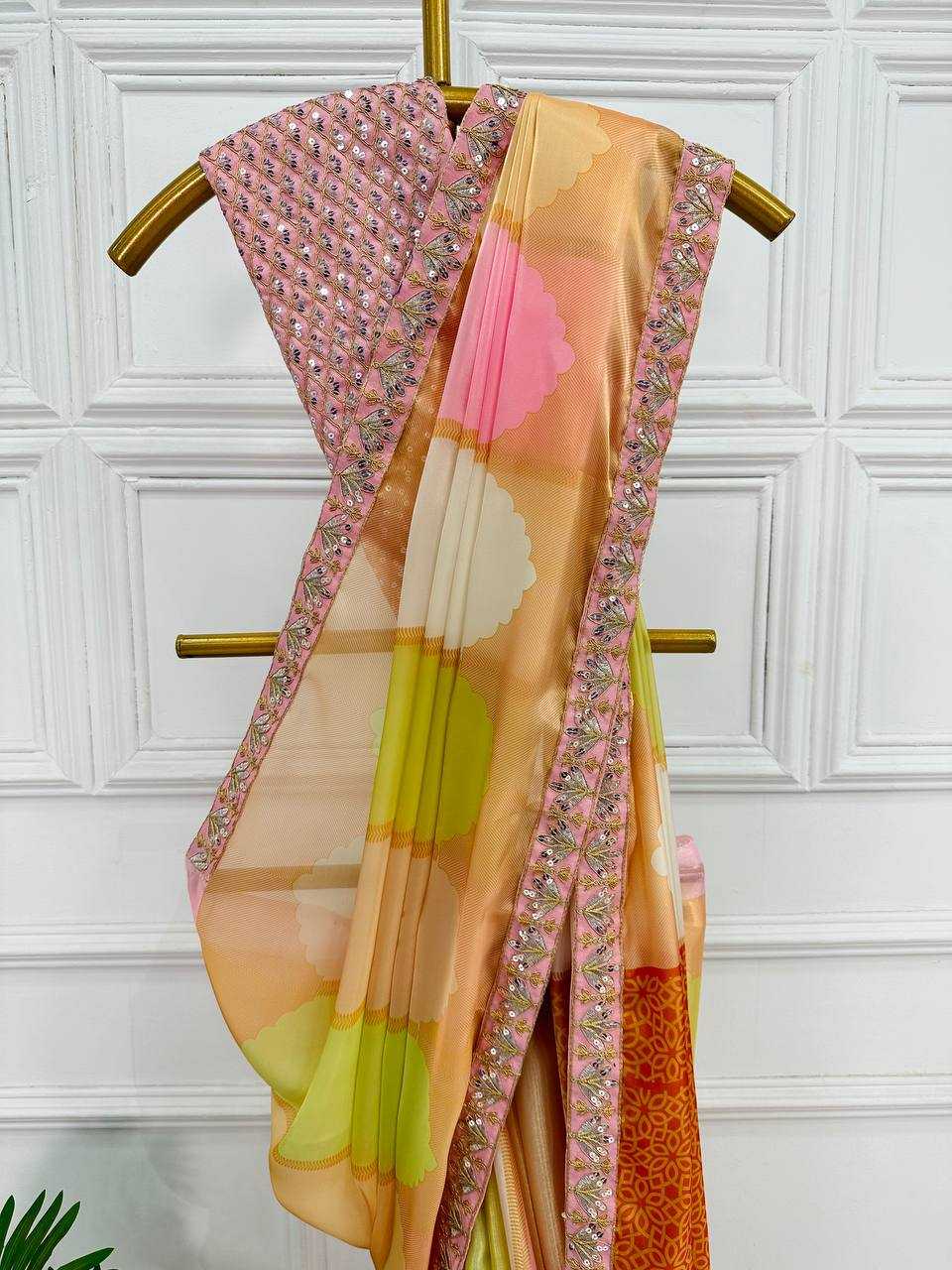 Jimmy Choo Embroidered Lace Border  Kiara Advani  Bollywood  Sarees Collections