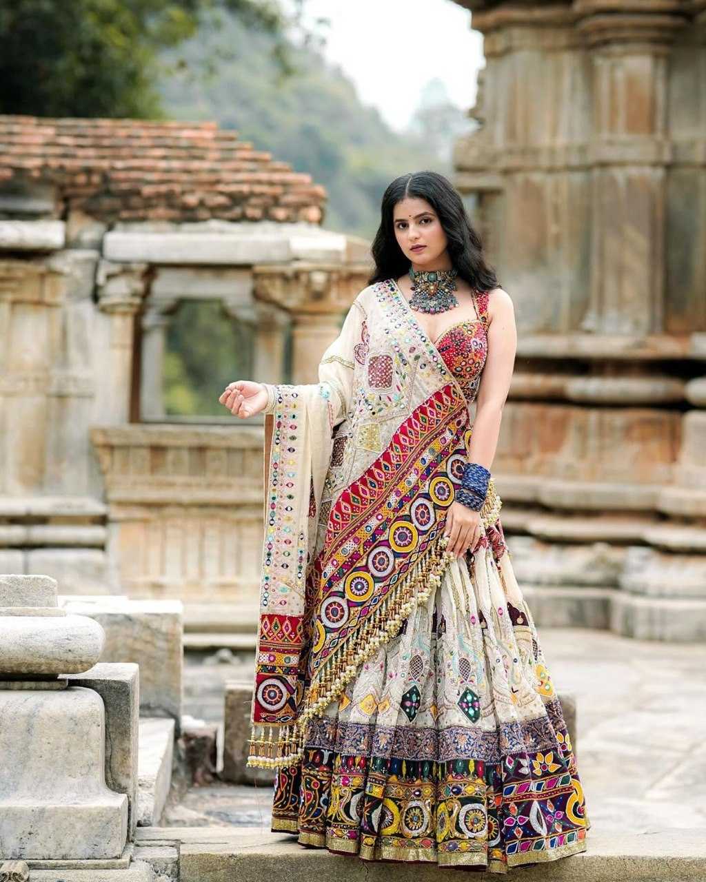 Navratri Chaniya Choli  Muslin Cotton Mirror Work Lehenga